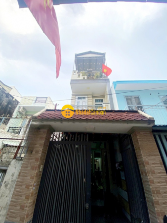 Hẻm 3 gác, bông sao, f3, q8, 3 tầng đúc, 81.0m2, 6.4 tỷ.