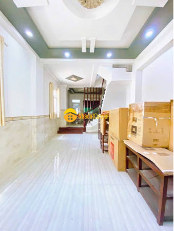 Hẻm ô tô, nhà phố, an dương vương, f16, q8, 4 tầng đúc, 54.0m2, 6.6 tỷ.