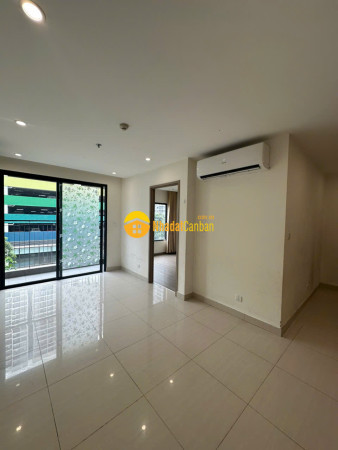 Cần bán 2pn2wc tầng thấp hướng đông nam cực mát giá chỉ 3,88 tỷ thu về