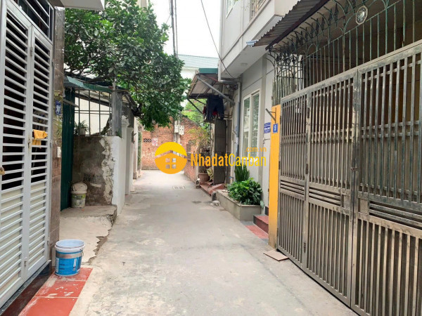 Bán 170m2 đất tại nghĩa đô cầu giấy, mt 8.2m, 23 tỷ