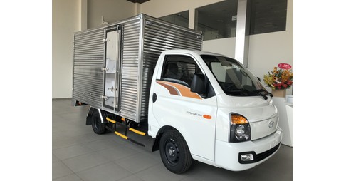 Hyundai Porter 1.5T thùng kín giao ngay